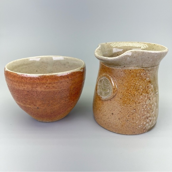 Cornwall Bridge Pottery Creamer and Sugar Set - Picture 2 of 14